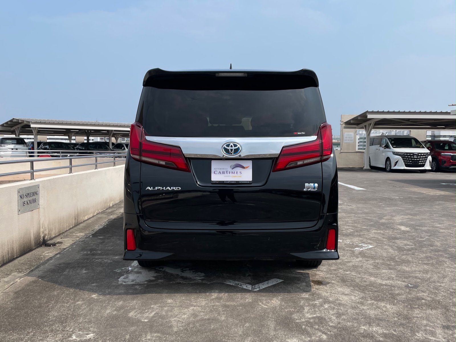 Toyota Alphard Hybrid 2.5 SR C Package photo 5